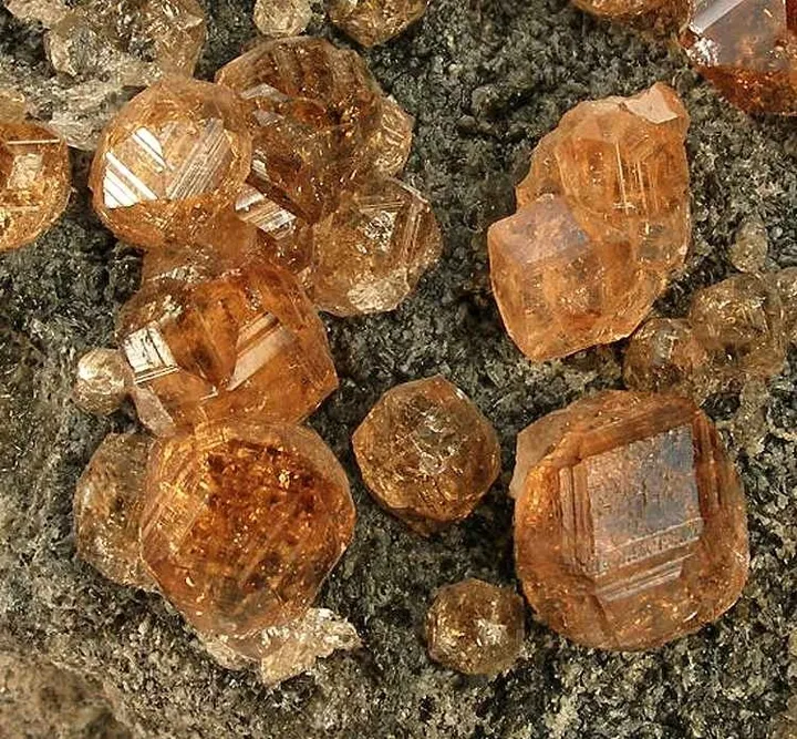 Hessonite
