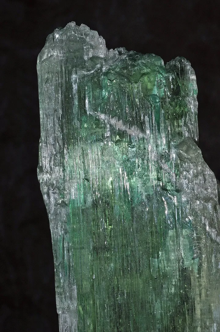 Hiddenite